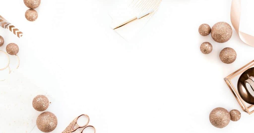 Want to simplify your holidays with checklists and find joyful and pretty printable gift tags, games, food tags and so much more? Super! Here are 25 free feel good Christmas printables that'll bring joy and clarity to your Holiday planning! Enjoy!