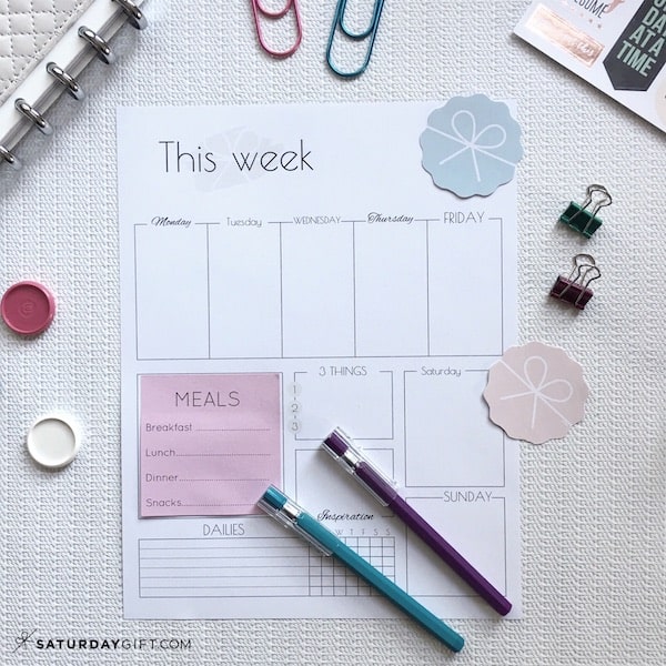 Weekly planner template to plan an extra productive week {Free printable}. Perfect for planning your weekly tasks and goals. free printable. | Free printable | Planner sheet | Goal Planning | Goal setting | Goal Achieving | Goal getter | Planning | Productive | Organized Life | How to achieve goals | SaturdayGift | Saturday gift #SaturdayGift